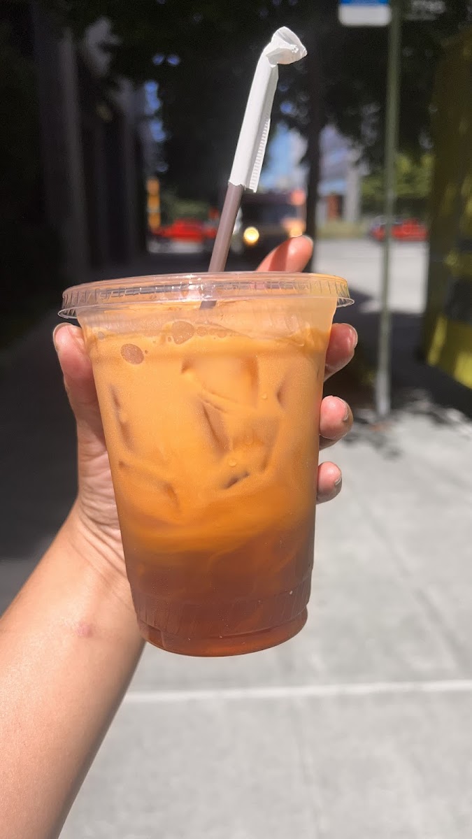 Kaosamai Thai Food Truck Photos 2